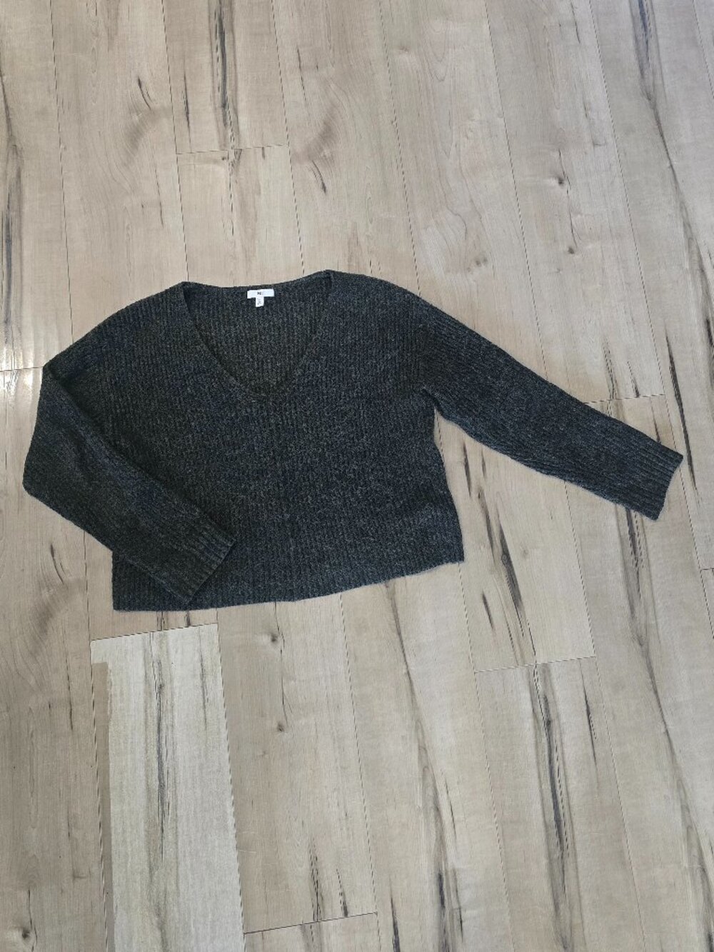 BP Womens Deep V crop sweater - XS